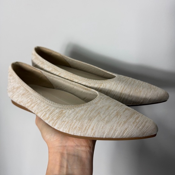 Vivaia Shoes - Vivaia Flats Hemp Oatmeal Tan Neutral Color Size 39/7.5 Womens shoes